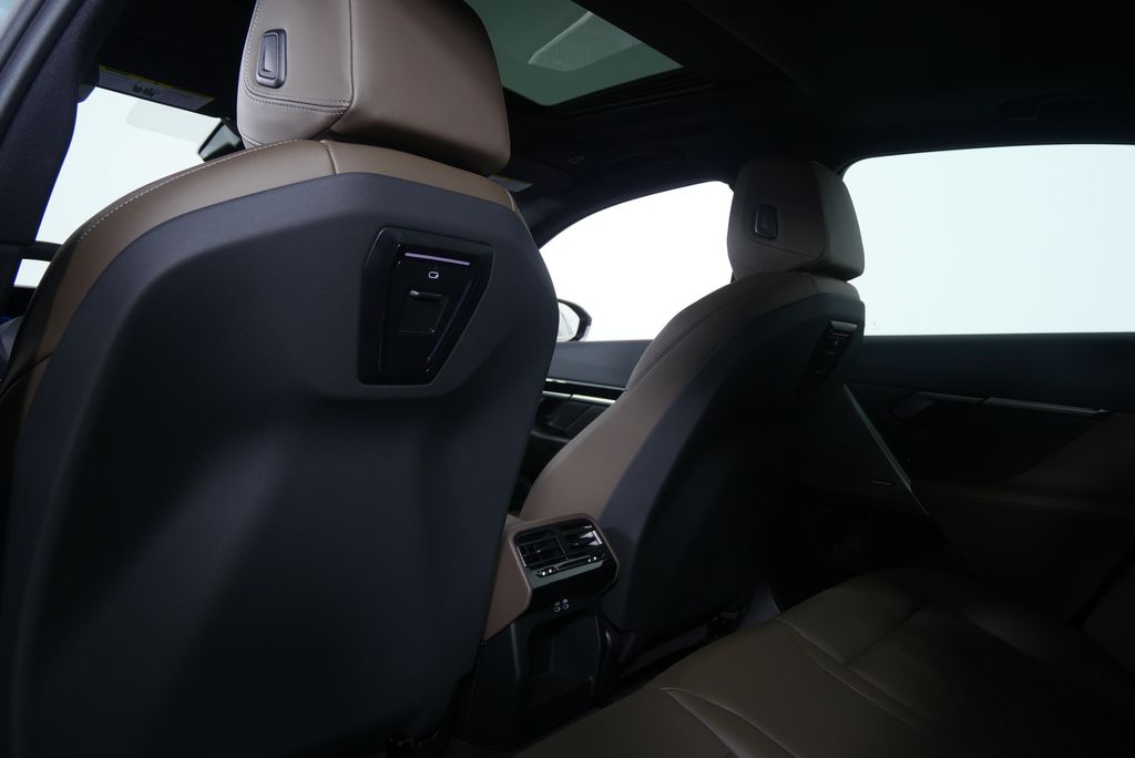 Thumbnail: 2024 BMW 5 Series - 19