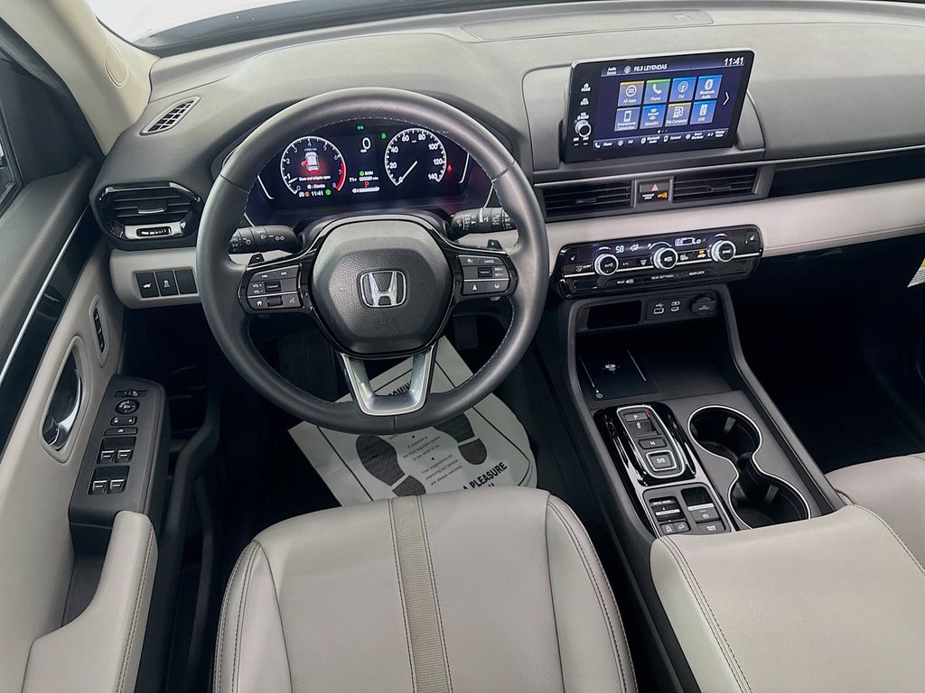 Used Car 2025 Honda Pilot  Ex-l For Sale In Austin, Texas