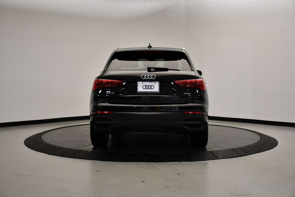 Thumbnail: 2024 Audi Q3 - 4