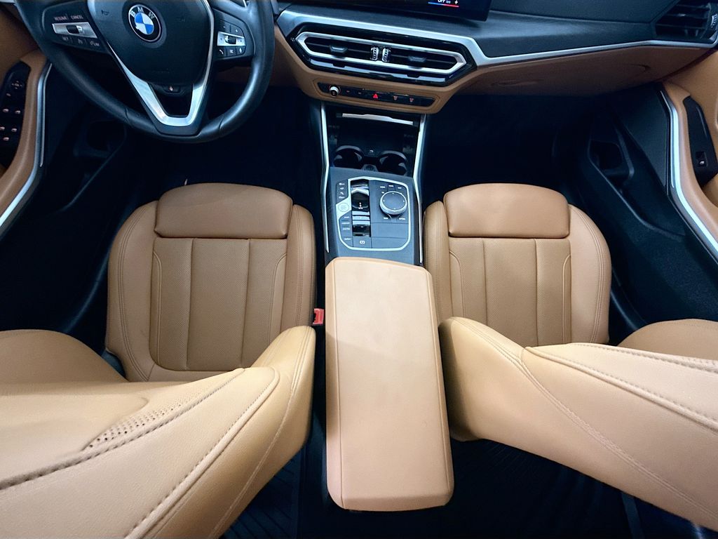Thumbnail: 2023 BMW 3 Series - 16