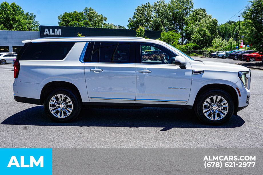 Used 2025 White GMC Denali image 8