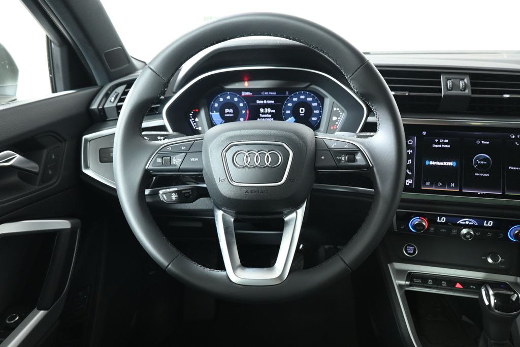 Thumbnail: 2025 Audi Q3 - 15