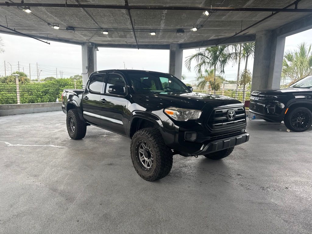2017 Toyota Tacoma SR