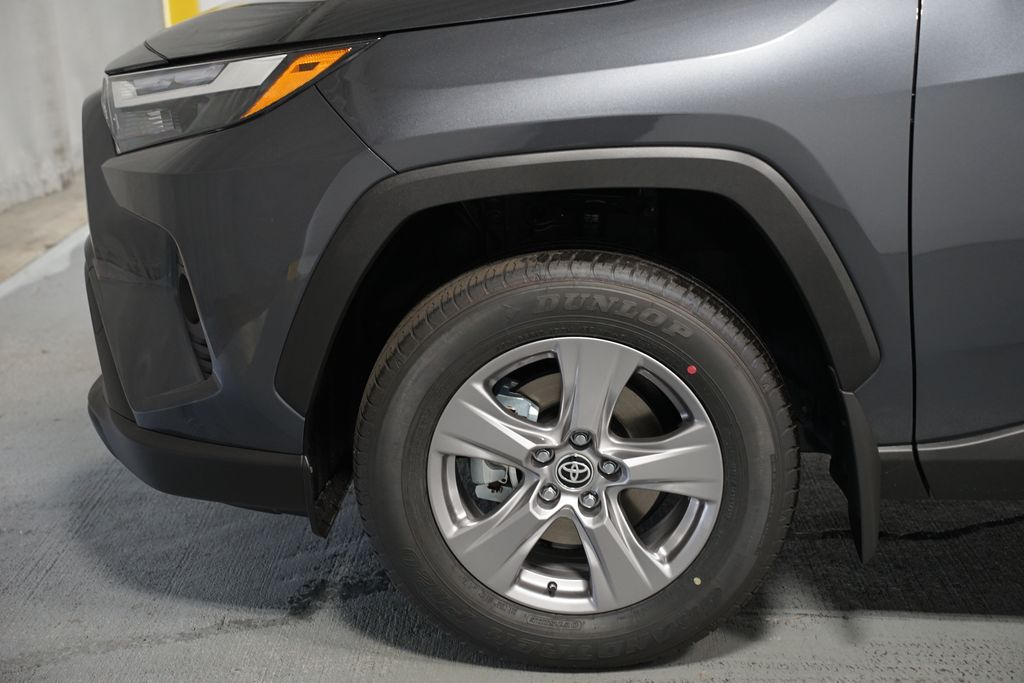 Thumbnail: 2025 Toyota RAV4 - 5