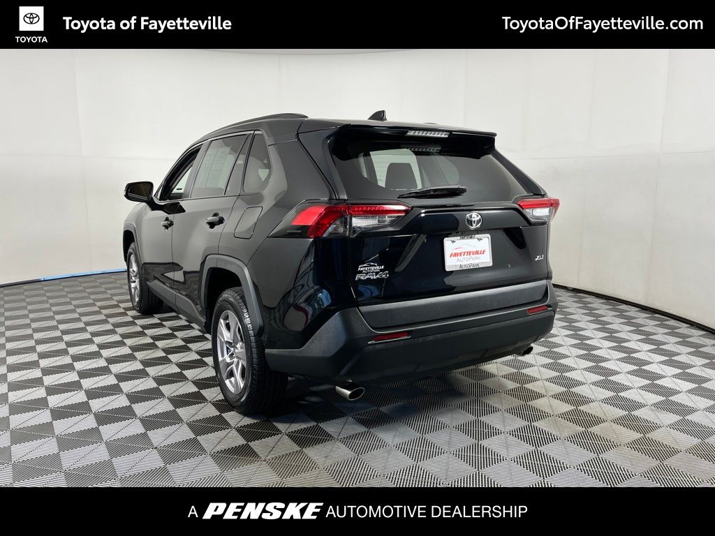 Thumbnail: 2025 Toyota RAV4 - 16