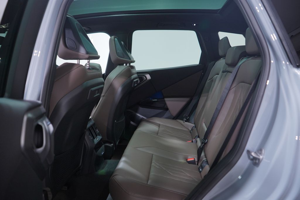 Thumbnail: 2026 BMW X3 - 9