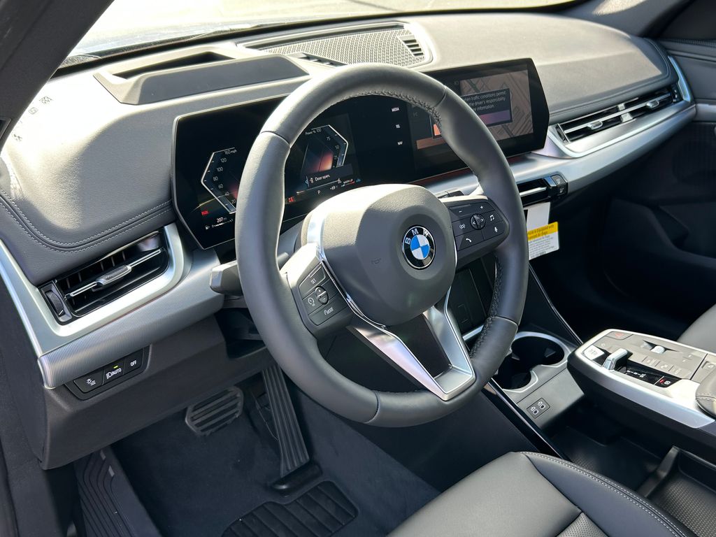 2025 BMW X1 xDrive28i 14