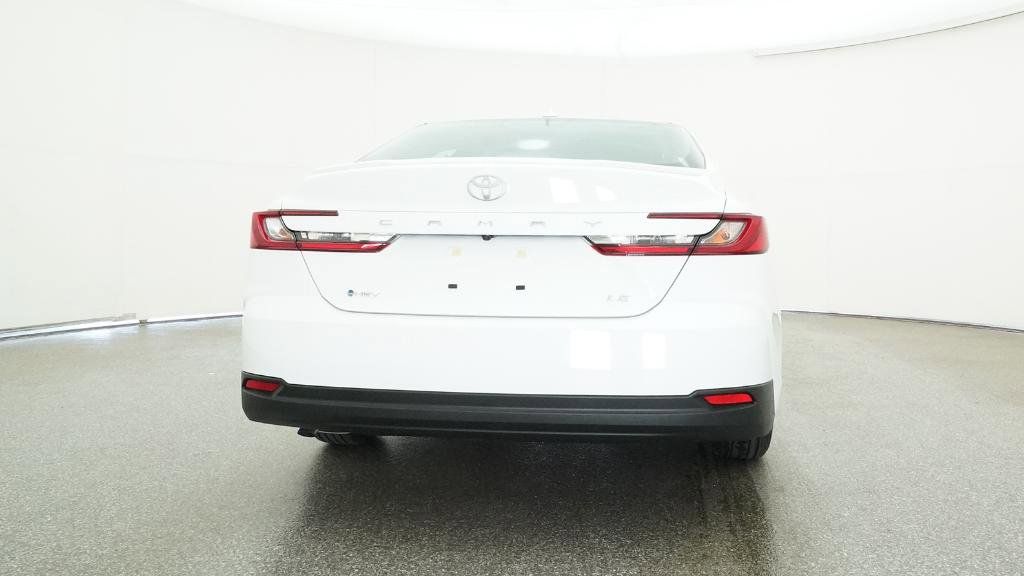 2025 Toyota Camry LE 6