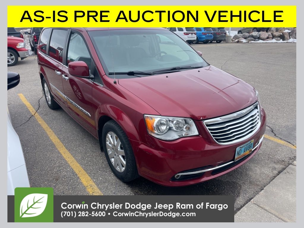2016 Chrysler Town & Country Touring FWD