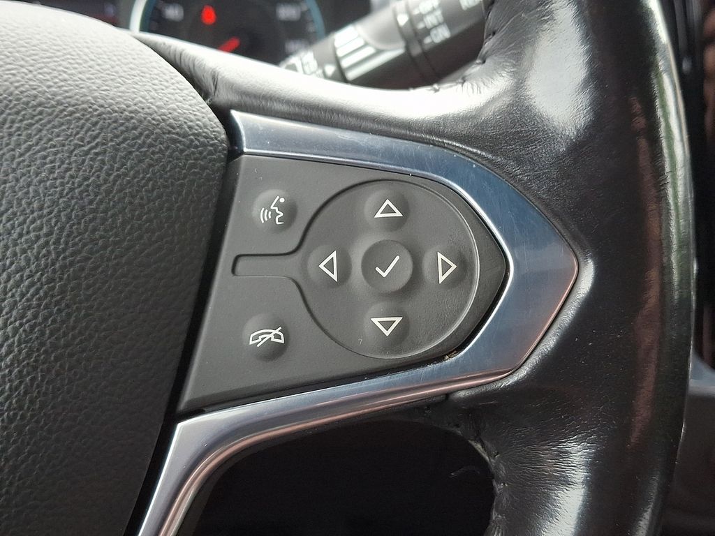 2022 Chevrolet Traverse LT Black at Klick Lewis Buick Chevrolet