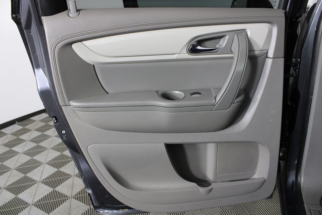 Used 2013 Chevrolet Traverse for sale in 