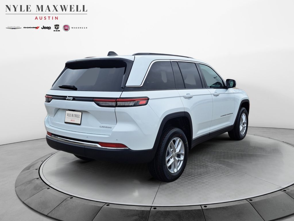 New Car 2025 Jeep Grand Cherokee  Laredo For Sale Under $35,000 In Austin, Texas