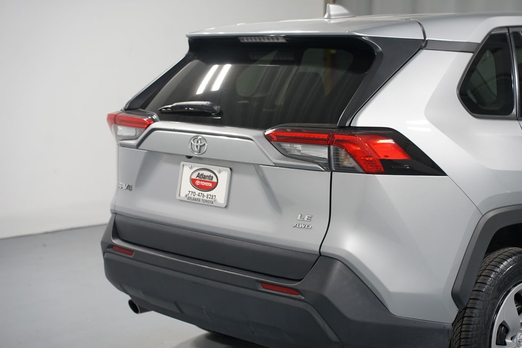 Thumbnail: 2023 Toyota RAV4 - 9
