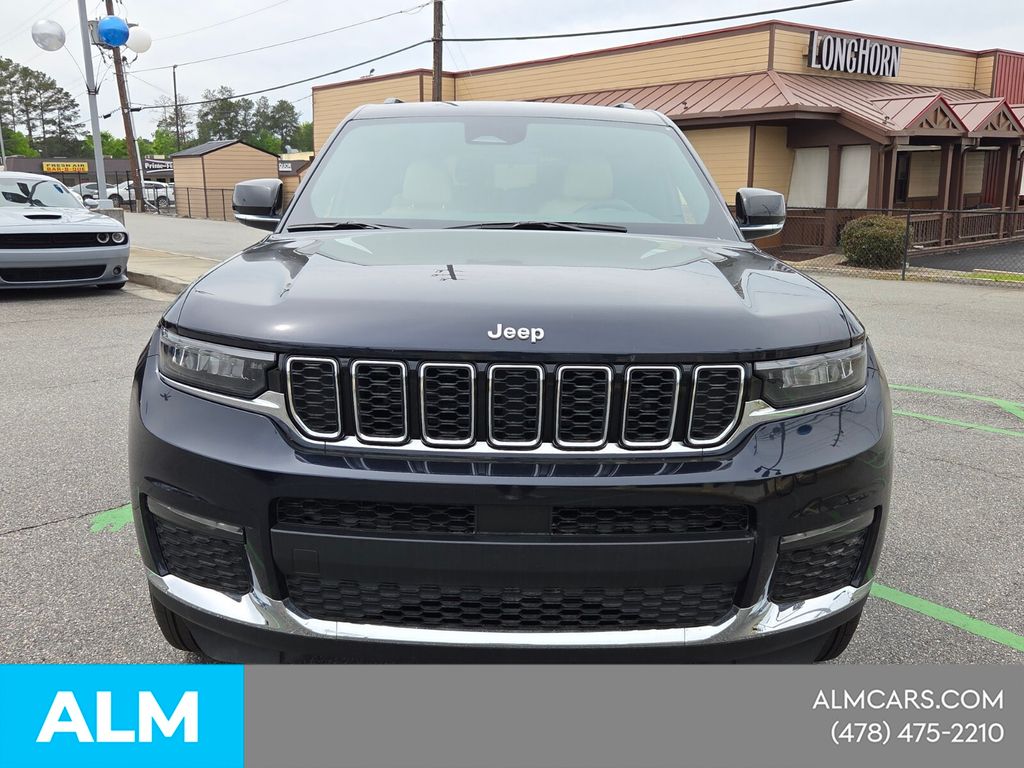 Used 2025 Black Jeep Limited image 3