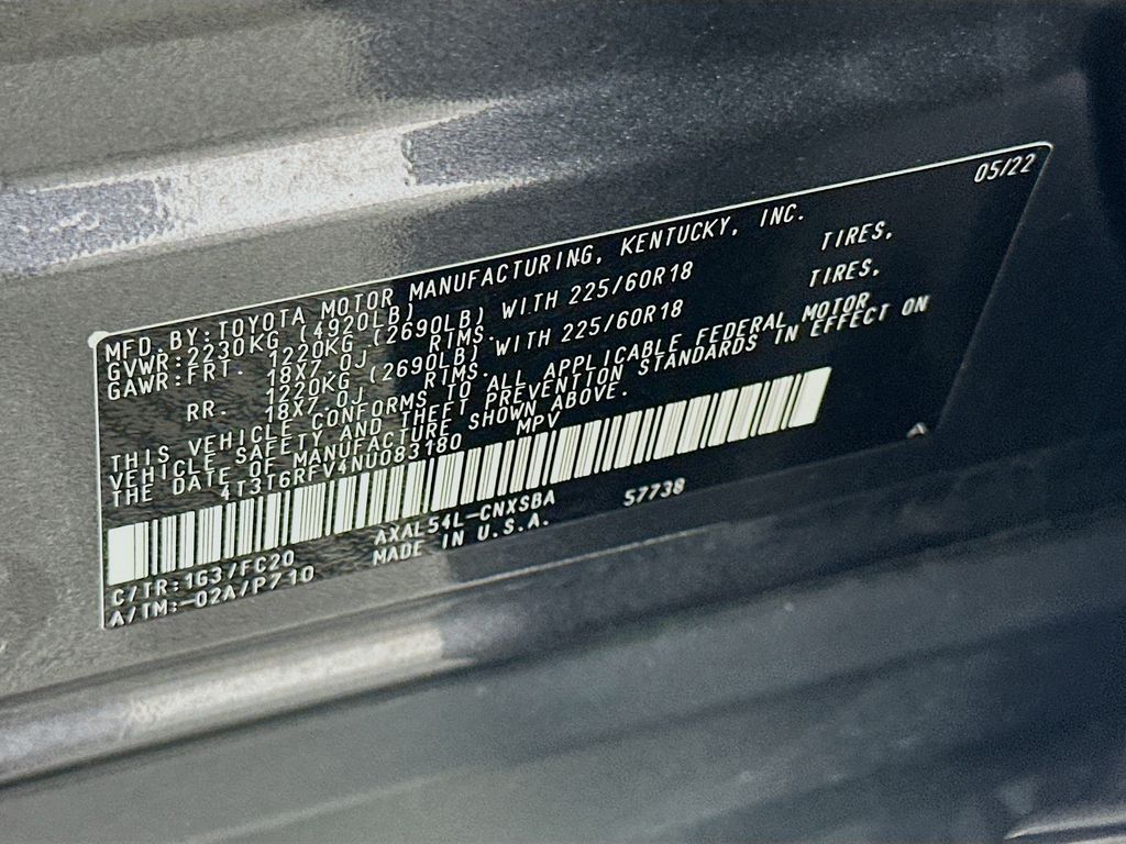 Thumbnail: 2022 Toyota RAV4 - 32