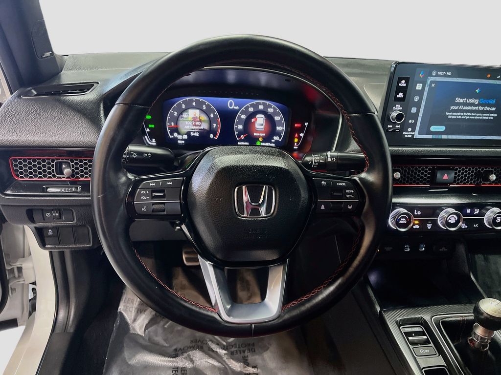 Used 2025 White Honda  image 11