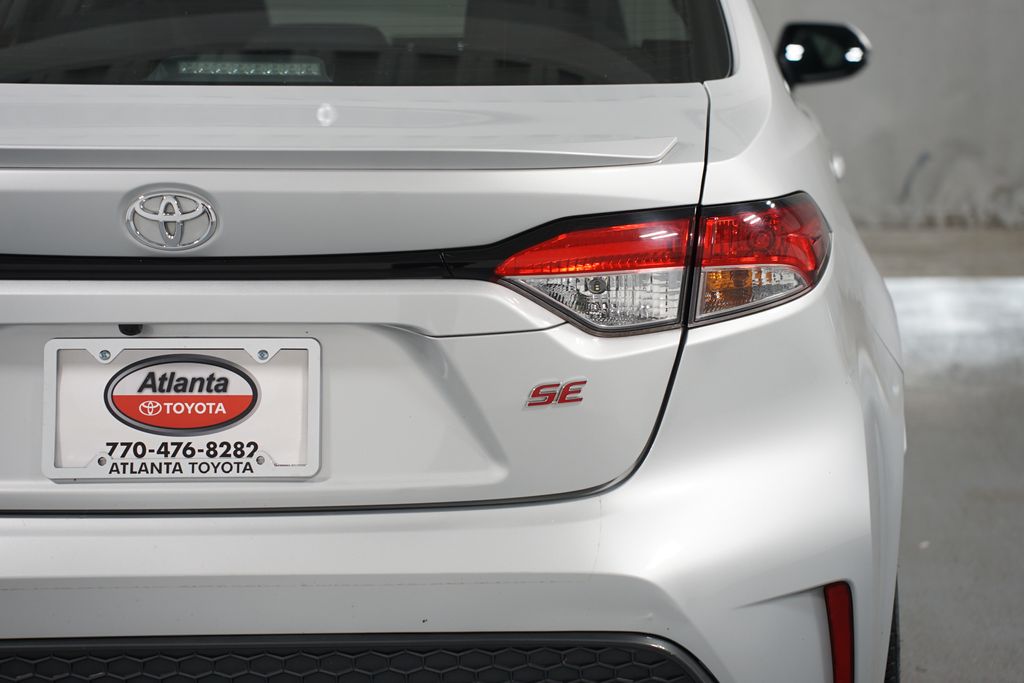 Thumbnail: 2021 Toyota Corolla - 10