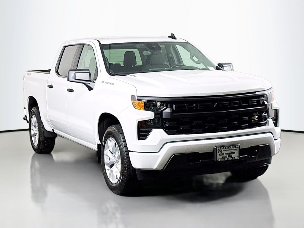 2026 Chevrolet Silverado 1500 Custom Crew Cab 4WD