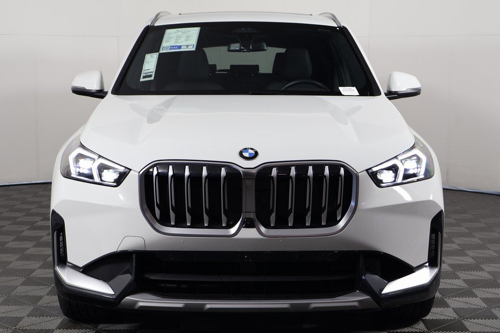 Thumbnail: 2025 BMW X1 - 2