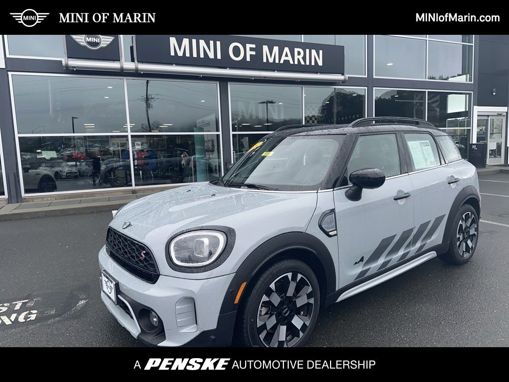 Thumbnail: 2023 MINI Cooper Countryman - 1