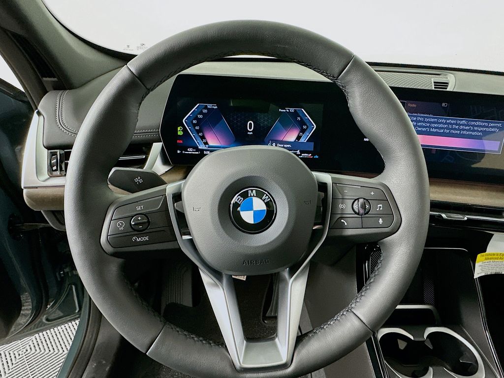 2025 BMW X1 xDrive28i 10