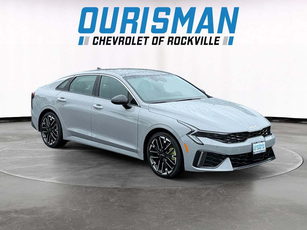 Gray 2025 Kia K5 Sedan Front-Wheel Drive 8-Speed Dual Clutch