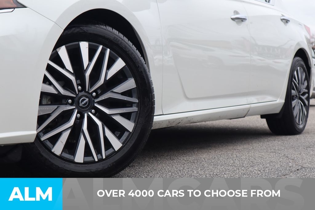 2025 Nissan Altima SV - Photo 3