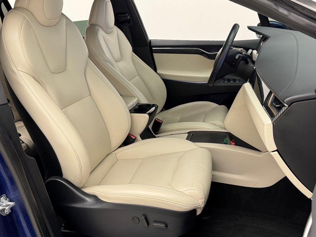 2020 Tesla Model X Long Range 19