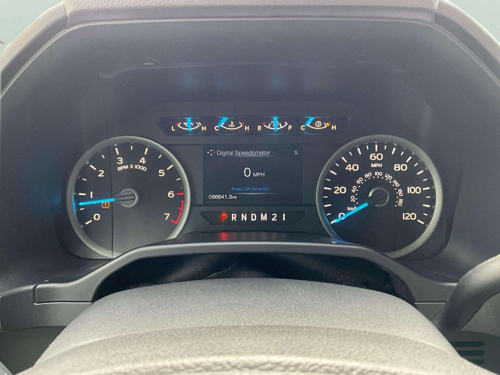 Used 2016 Blue Ford XLT image 11