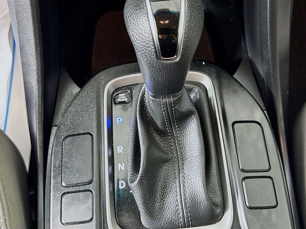 Used Car 2017 Hyundai Santa Fe Sport  2.4 Base For Sale Under $12,000 In Austin, Texas