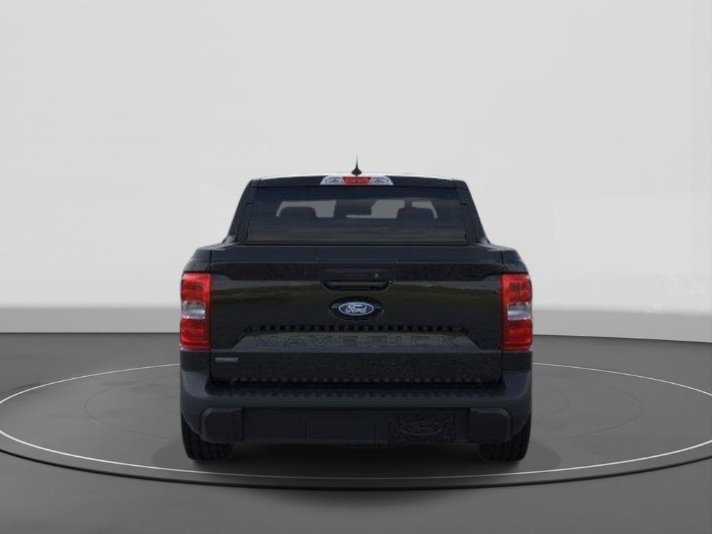 New 2026 Ford Maverick XL 4D Crew Cab
