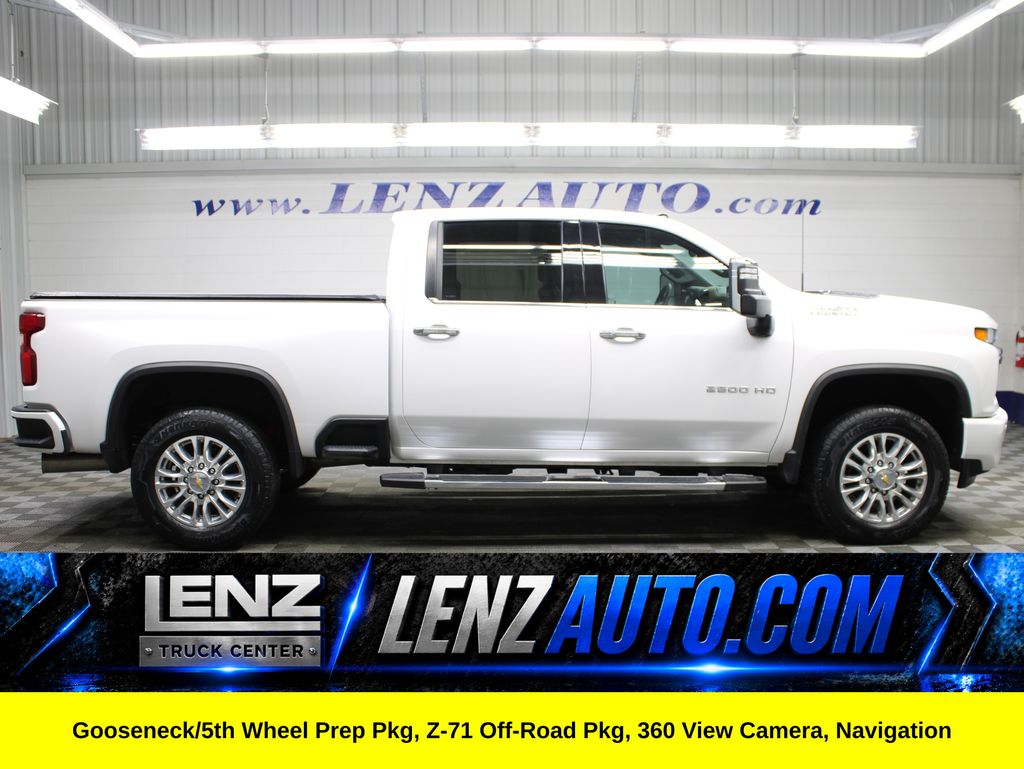 White (Iridescent Pearl Tricoat) 2023 Chevrolet Silverado 2500HD Pickup Truck Four-Wheel Drive Automatic