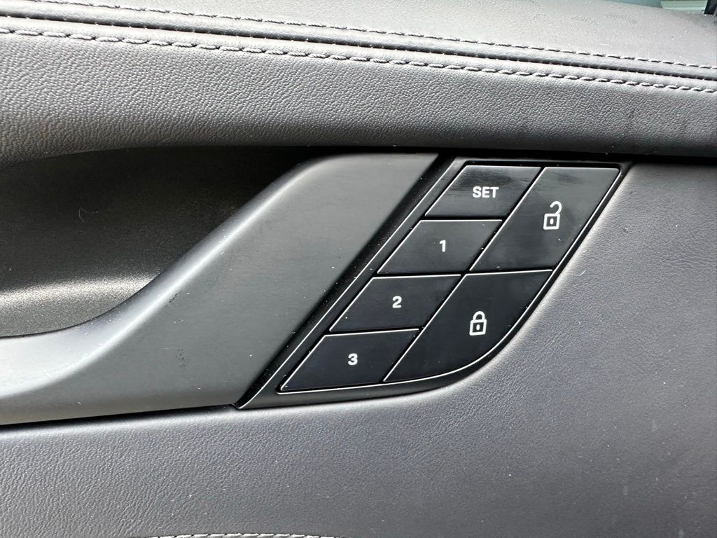 Thumbnail: 2024 Porsche 911 - 19