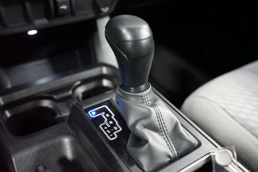 Thumbnail: 2023 Toyota Tacoma - 21