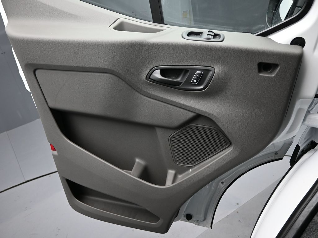 2025 Ford Transit 350