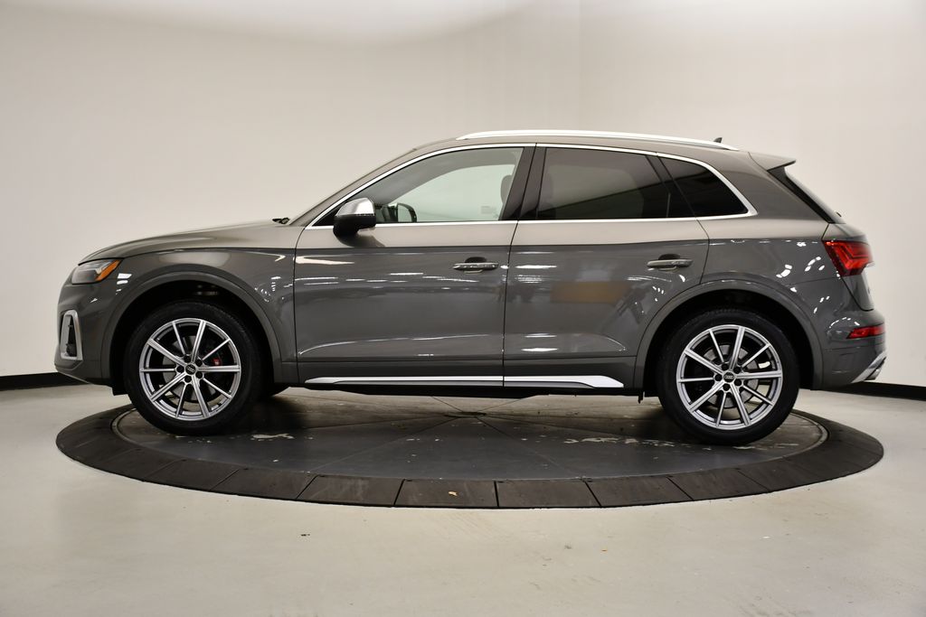 Thumbnail: 2023 Audi SQ5 - 2