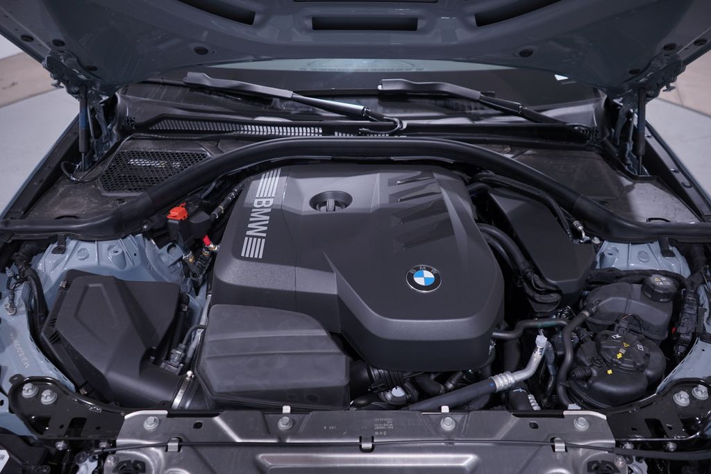 2025 BMW 3 Series 330i 14