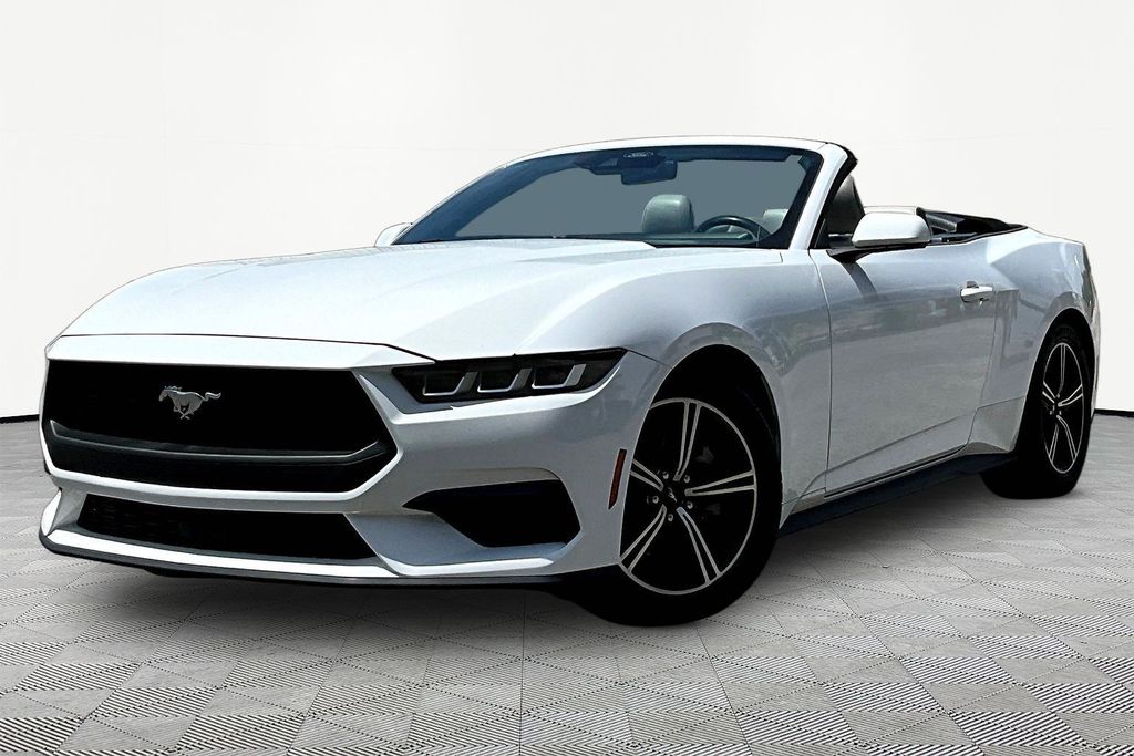 Oxford White 2024 Ford Mustang Convertible Rear-Wheel Drive Automatic