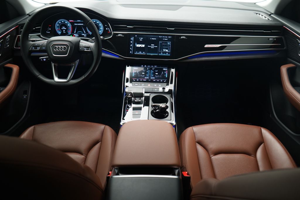 Thumbnail: 2023 Audi Q8 - 8