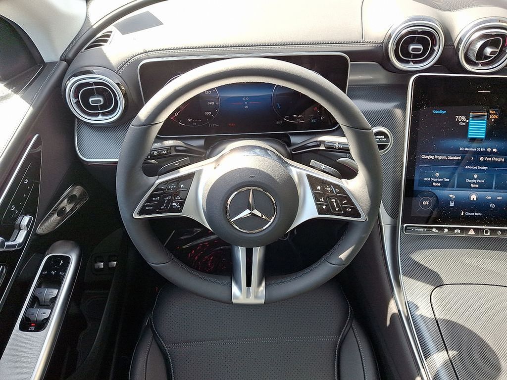 Thumbnail: 2025 Mercedes-Benz GLC - 7