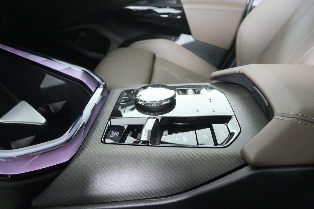 Thumbnail: 2026 BMW X3 - 23