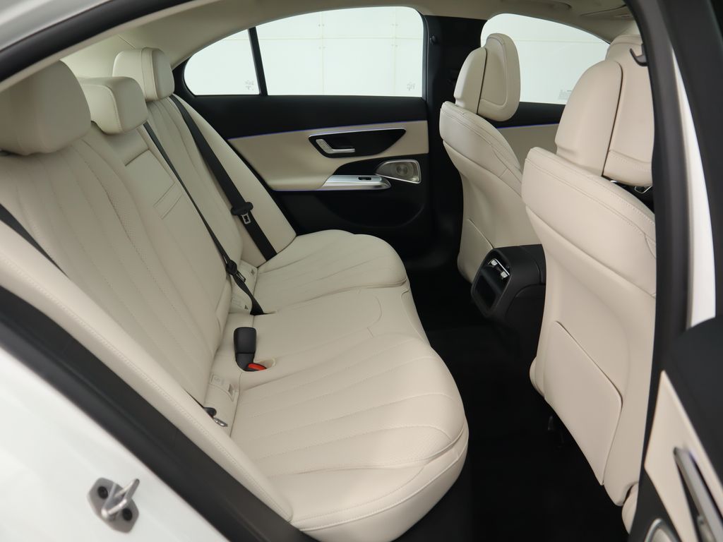 2025 Mercedes-Benz E-Class E 350 24