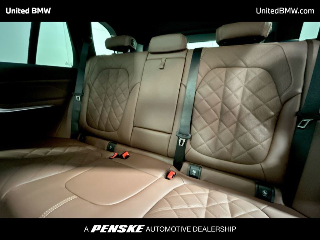 2026 BMW X5 xDrive40i 21