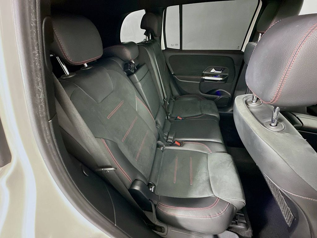 Thumbnail: 2021 Mercedes-Benz GLB - 27