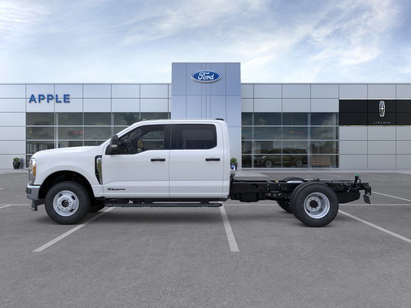 2026 Ford F-350 Chassis XL