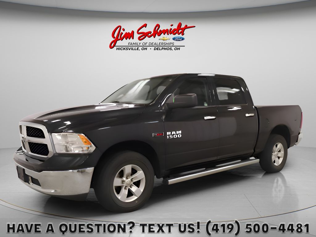 Brilliant Black Crystal Pearlcoat 2018 RAM 1500 Pickup Truck Four-Wheel Drive 8-Speed Automatic