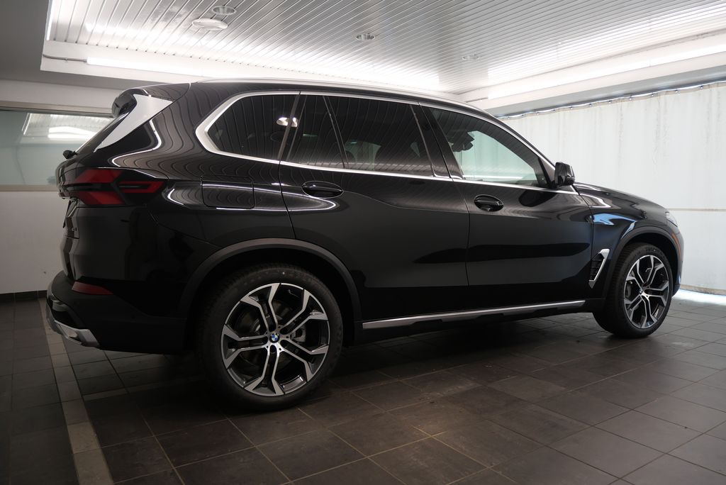 2025 BMW X5 sDrive40i 7