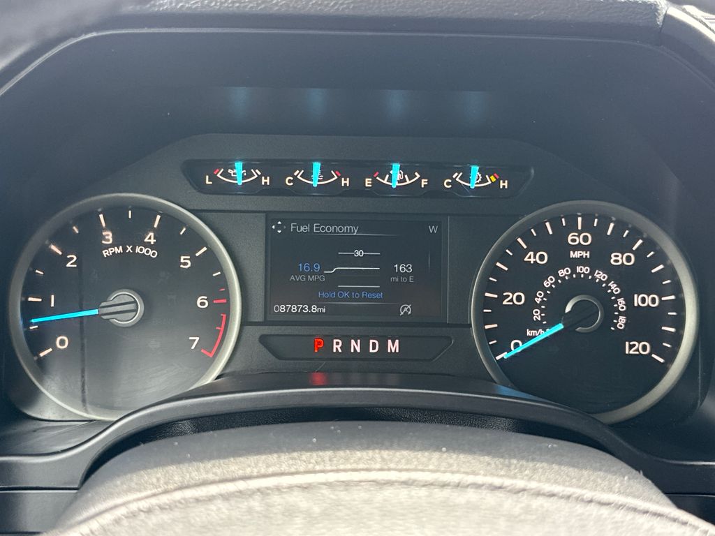 Certified Used 2020 Black Ford XLT image 17