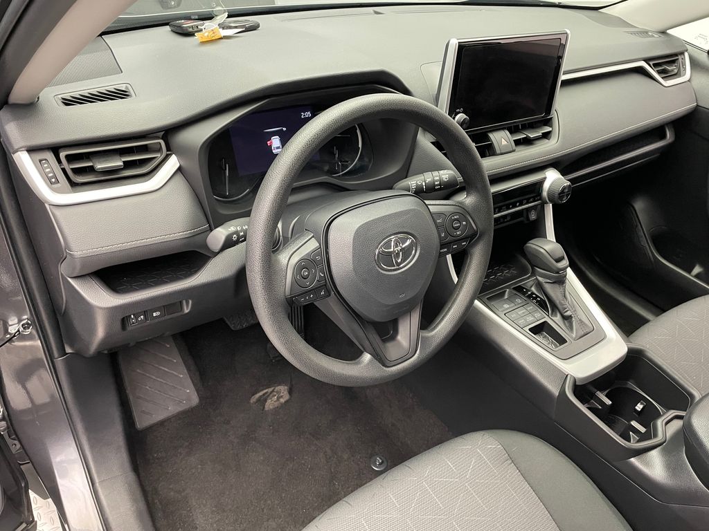 2024 Toyota RAV4 XLE 11