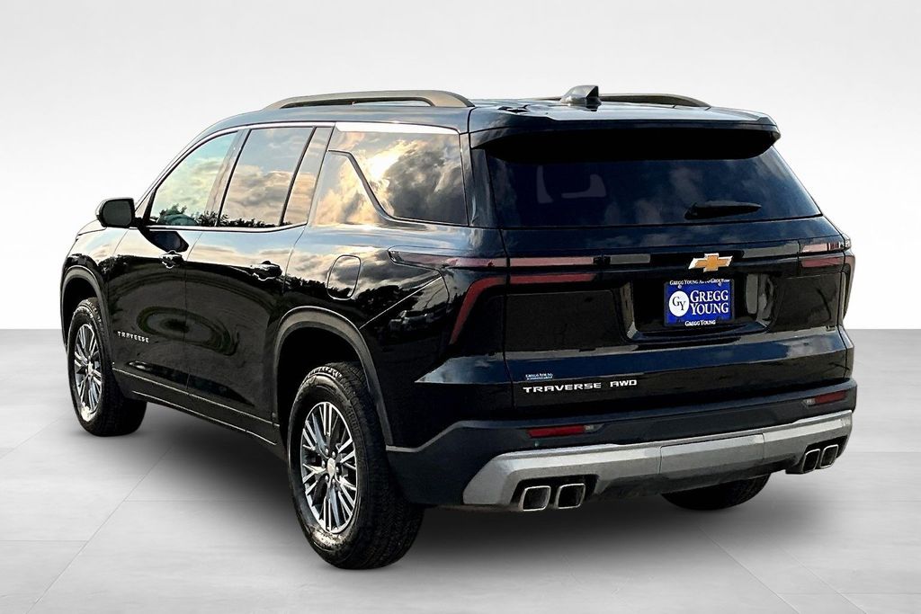 Used 2026 Chevrolet Traverse SUV
